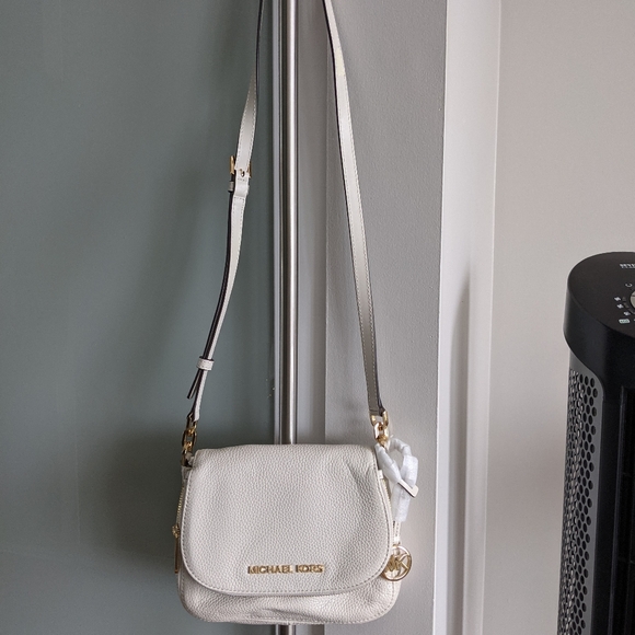 Michael Kors Cream Cross Body Bag - Picture 4 of 4